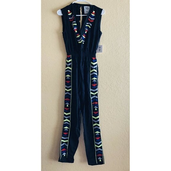 Tasi Malibu Pants - Tasi Malibu ASHLEY Embroidered Plunging Jumpsuit  Size Small Black $99 NGA